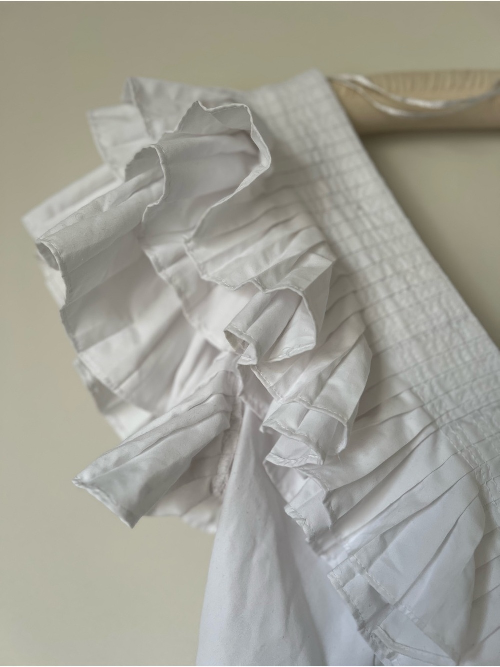 Zara Ruffle Top - Picture 3 of 8
